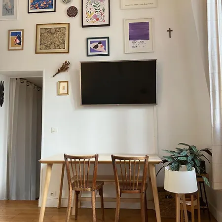 Joli Dans Le Centre De Apartamento Paris